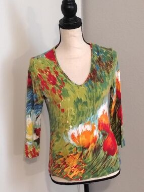 Chico's Multi-Color Floral V-Neck 3/4 Sleeve Top